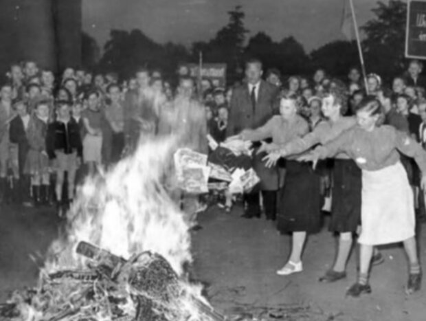 Knihy. Foto: snímek obrazovky polk.inter.ua