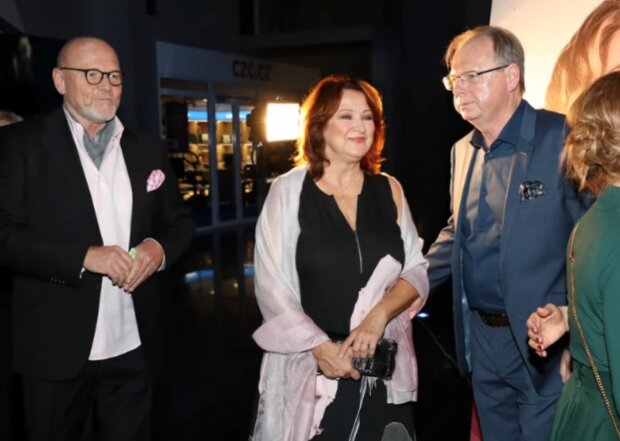 Premiéra komedie Za vším hledej ženu. Foto: snímek obrazovky blesk.cz