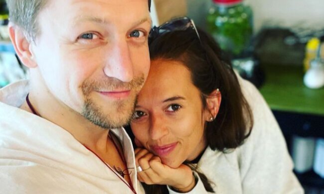 Tomáš Klus s manželkou. Foto: snímek obrazovky Instagram