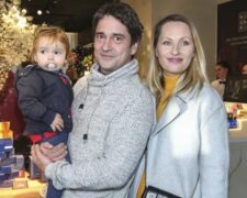 Saša Rašilov s rodinou. Foto: snímek obrazovky YouTube