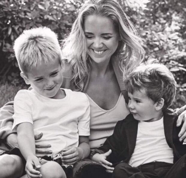 Lucie Vondráčková a její syny. Foto: snímek obrazovky Instagram