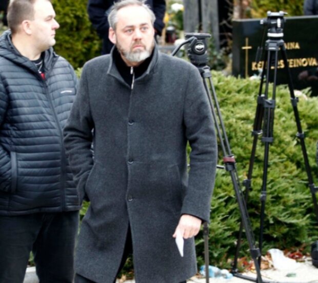 Rozloučení s Mirem Žbirkou. Foto: snímek obrazovky extra.cz