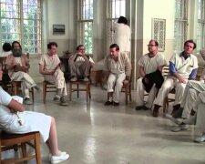 „Je zřejmé, že v psychiatrických léčebnách nemůžeme rozlišit mezi zdravými a nezdravými“: experiment, který odhalil svět psychiatrie