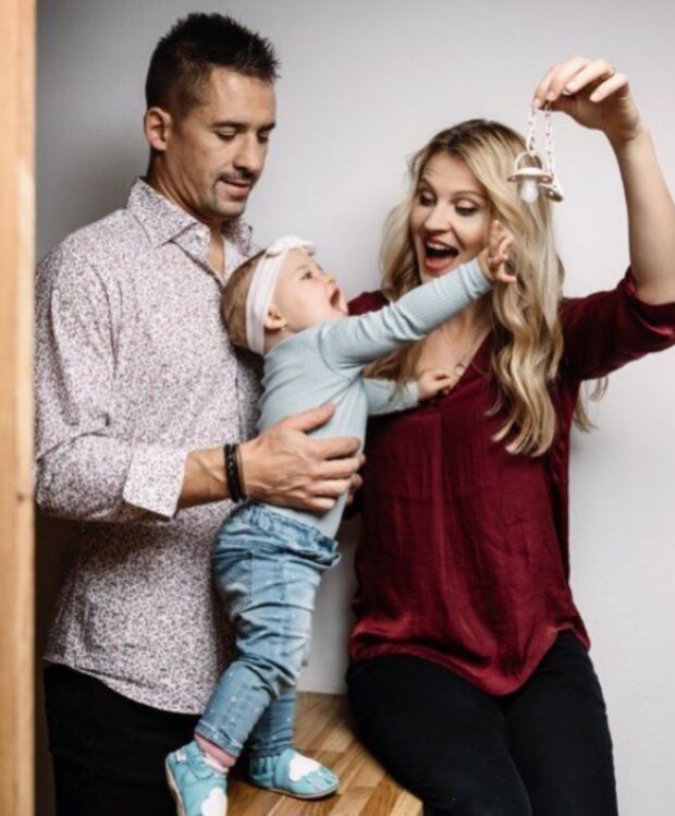 Tomáš Plekanec a Lucie Šafářová. Foto: snímek obrazovky extra.cz