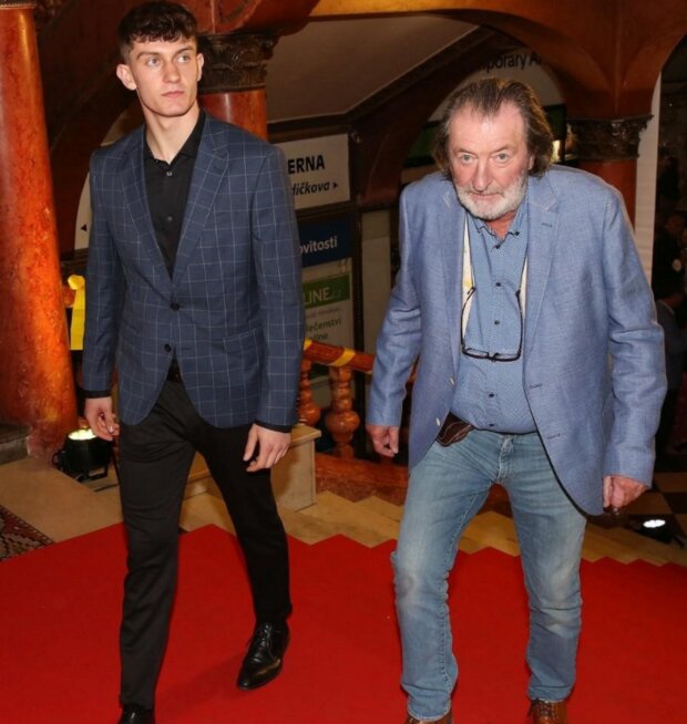 Bolek Polívka a Jan. Foto: snímek obrazovky super.cz