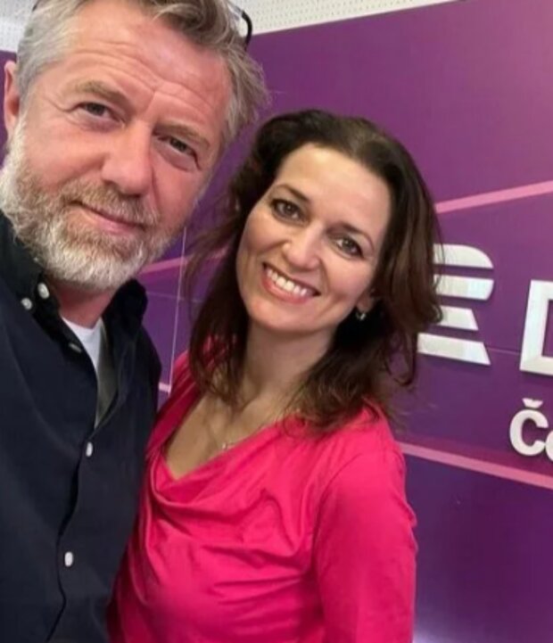 Adéla Gondíková a Jiří Langmajer. Foto: snímek obrazovky blesk.cz