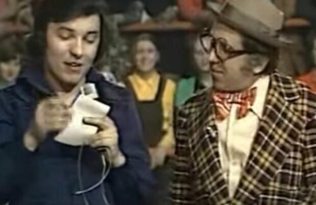 Felix Holzmann a Karel Gott. Foto: snímek obrazovky YouTube