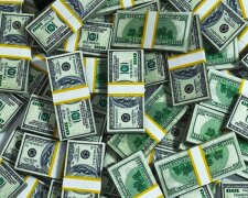 “Pořád mám štěstí”: muž dvakrát zvítězil nad vážnou nemocí a vyhrál čtyři a půl milionu dolarů v loterii