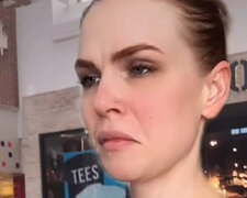 Kadeřnice slíbila, že dá klientce dceru těhotné nevlastní dcery: Dívka o těchto plánech své nevlastní matky nic nevěděla