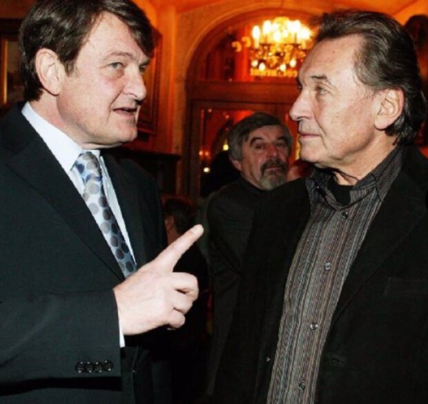 Karel Gott a Ladislav Štaidl. Foto: snímek obrazovky extra.cz