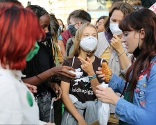 Možná je to láska: Osmnáctiletá Švédská ekoaktivistka Greta Thunbergová byla spatřena ve společnosti mladého muže