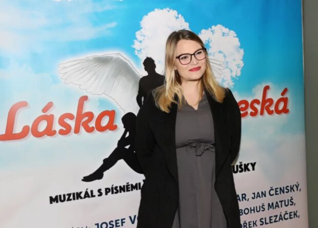 Premiéra muzikálu Láska nebeská. Foto: snímek obrazovky blesk.cz