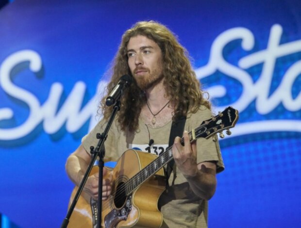 Porotě se ale jeho zpěv nelíbil. Foto: snímek obrazovky super.cz