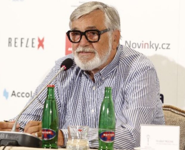 Jiří Bartoška. Foto: snímek obrazovky extra.cz