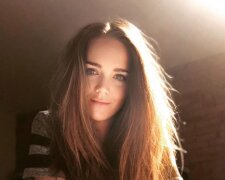 "Už nás rozešli tolikrát, že se tomu jen směju”: Lucie Vondráčková reagovala na spekulace o rozchodu. Proč nemají na sebe s Vojnarem čas