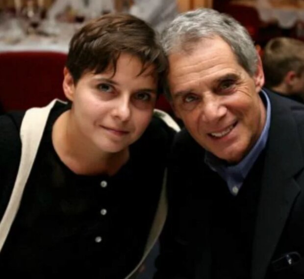 Josef Laufer s dcerou. Foto: snímek obrazovky ahaonline.cz