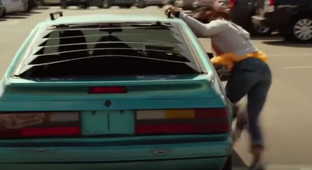 Auto. Foto: snímek obrazovky YouTube