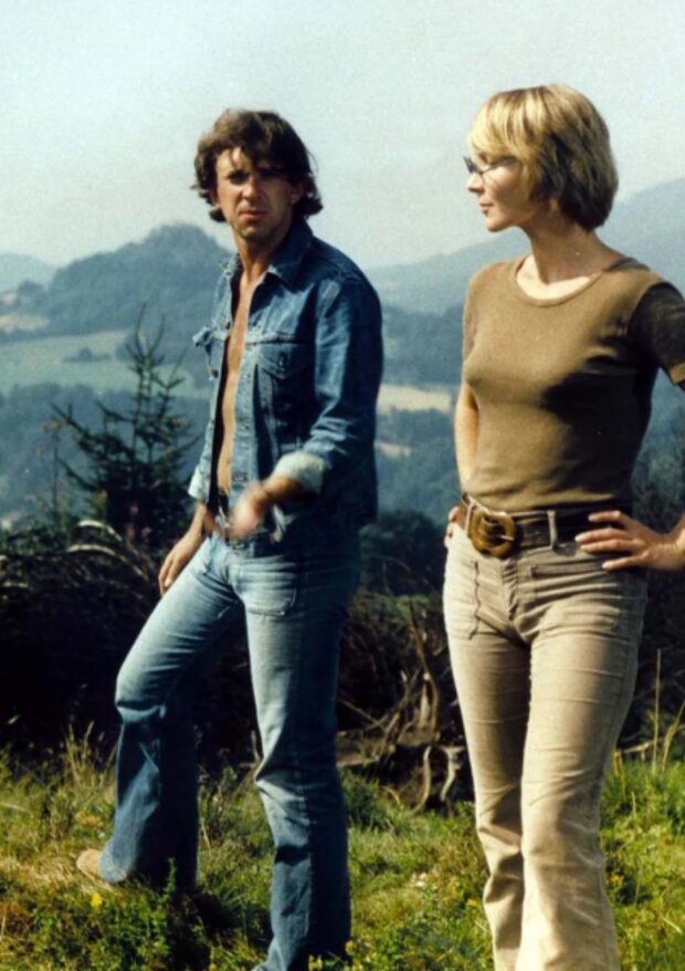 Daniela Kolářová s Jaromírem Hanzlíkem. Foto: snímek obrazovky ahaonline.cz