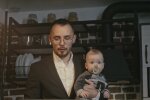 „Maminka si potřebuje odpočinout“ Tato slova šeptal můj manžel nášemu synovi, naplňoval mě životem. Takové lidi posílají nebesa.“ Na památku manželovi